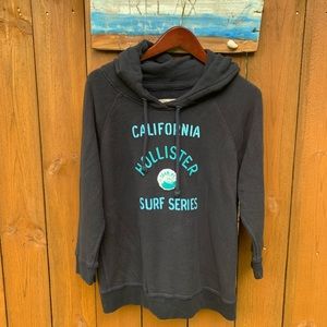 Hollister women’s Hoodie Size L